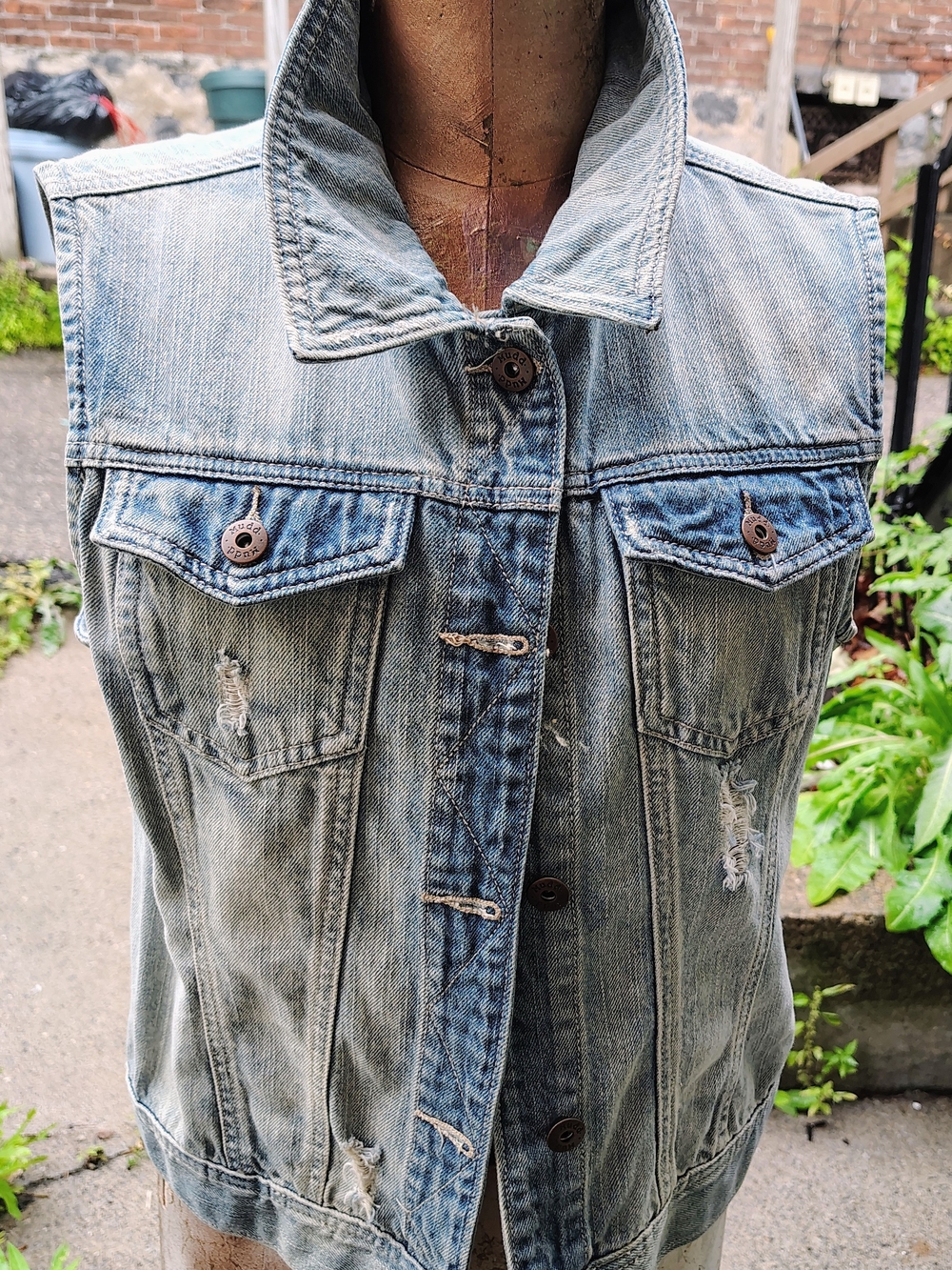 Mudd Blue Denim Jeans with White Label and Red Logo